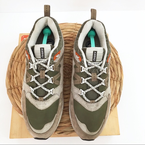 Kahru Fusion 2.0 Mount Saana Suede Unisex Sneakers - Picture 3 of 7